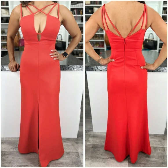 BCBGMaxAzria Red Strappy Deep V-Neck Formal Gown $395